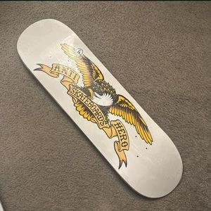 Anti Hero Skateboard 8.75